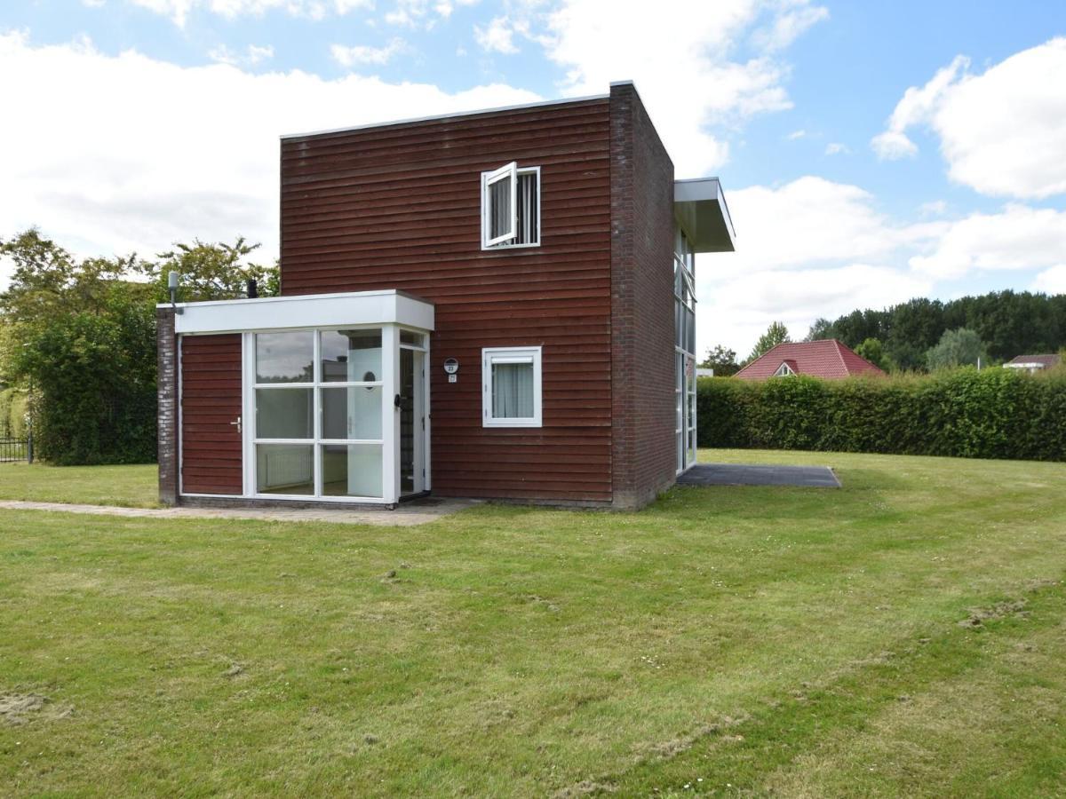 Cosy Holiday Home In Zeewolde With Shared Pool Exterior photo